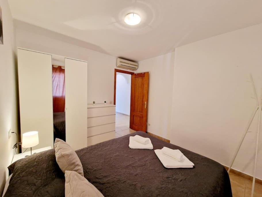 Butibamba Beach Apartment Ла-Кала-де-Міхас Екстер'єр фото